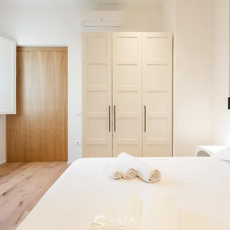 Marina Heritage - 90m From Via Roma Waterfront Кальяри